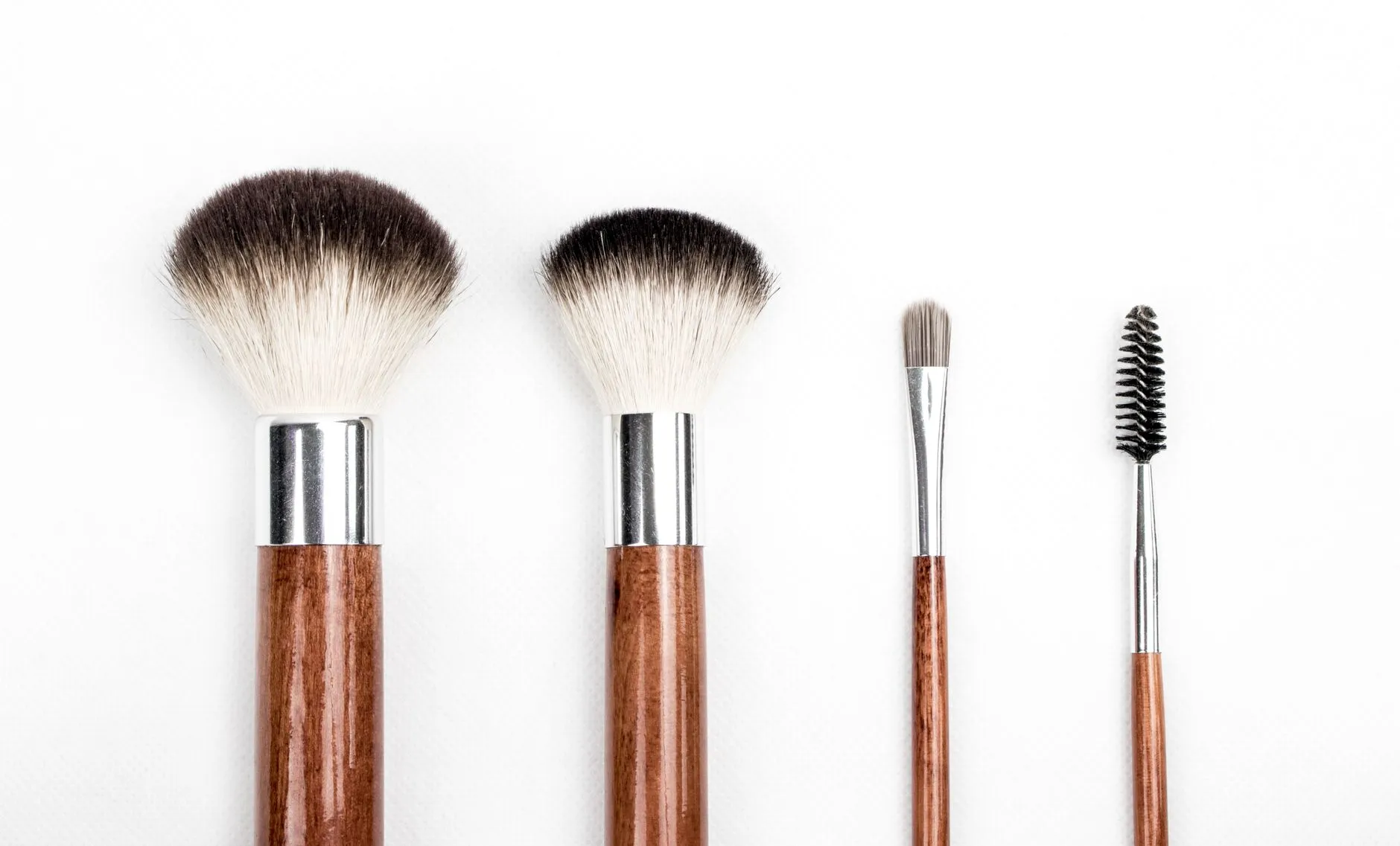 上海耶利耶化妆刷与粉扑系列产品材质工艺对比解析正文配图 1